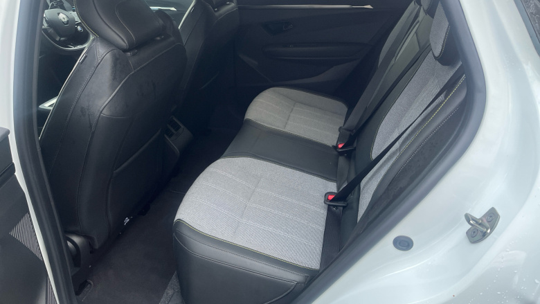 Renault Megane E-Tech EV60 160kW Iconic 60kWh Optimum Charge 5dr Auto Electric Hatchback